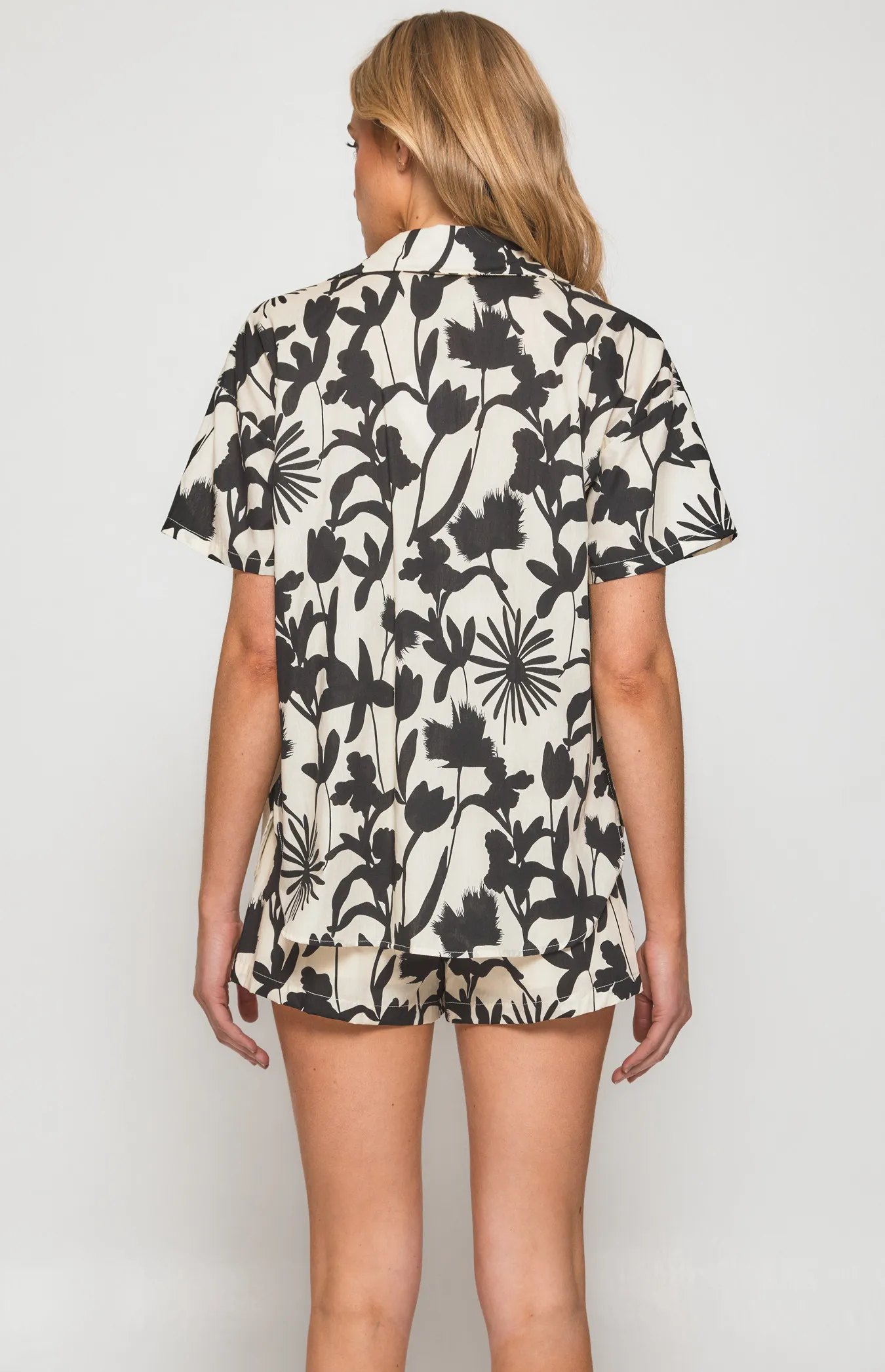 Abstract Print 3 Piece Tube Top, Shirt and Shorts Set (WSE274A)