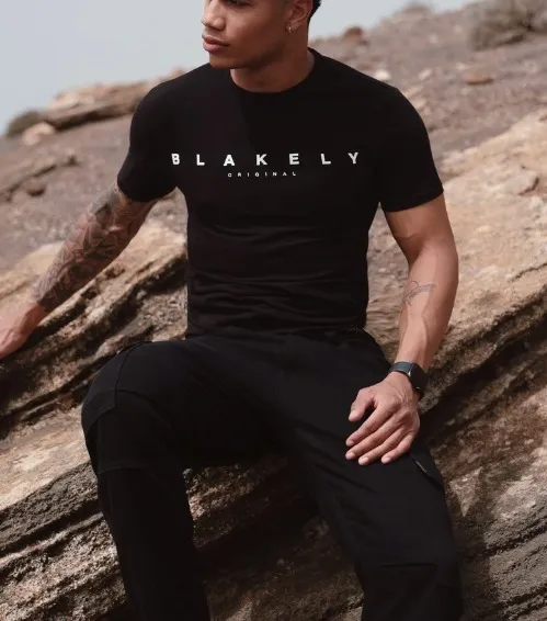 BLAKELY  |Crew Neck Street Style Short Sleeves Logo Crew Neck T-Shirts