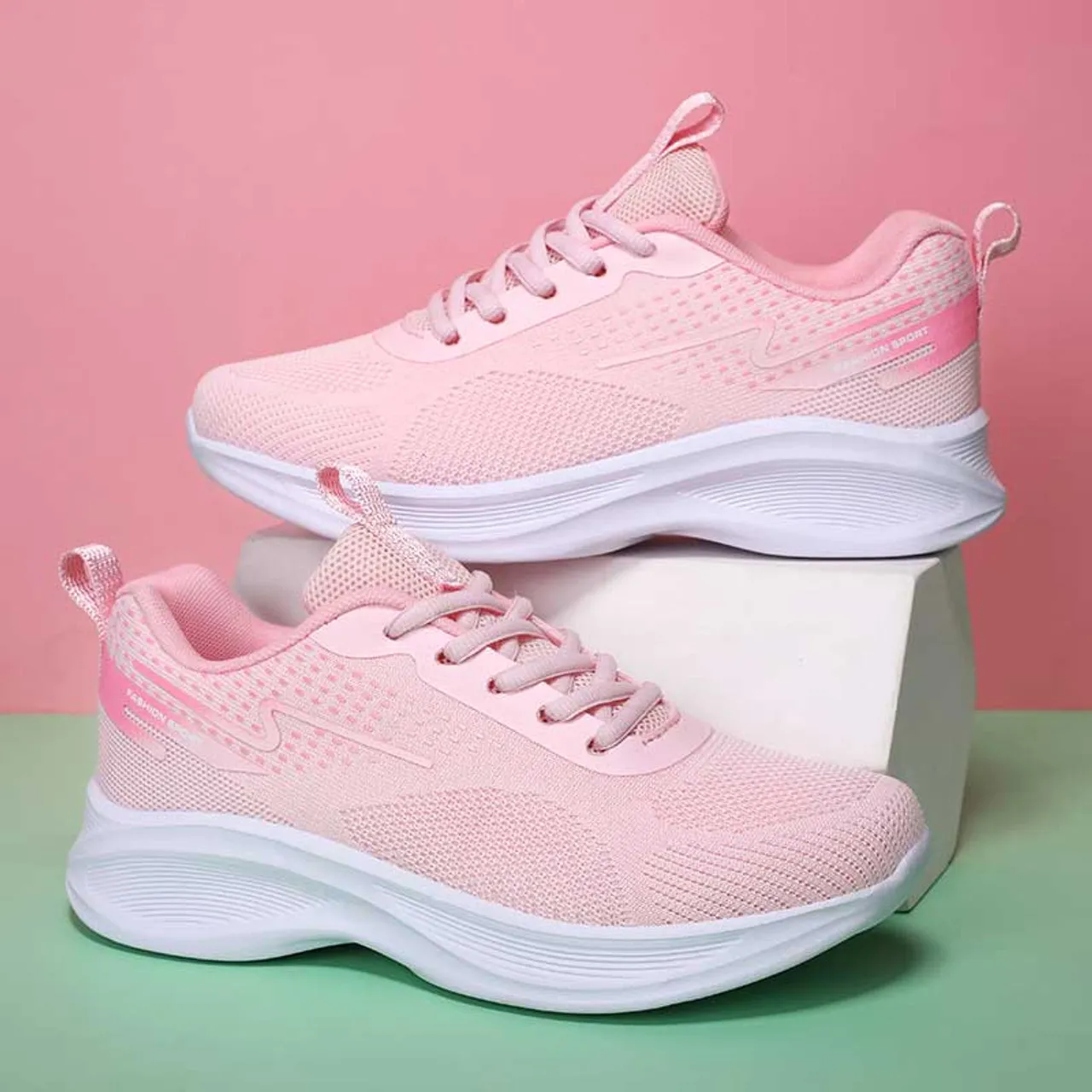 Pink flyknit pattern stripe & print shoe sneaker