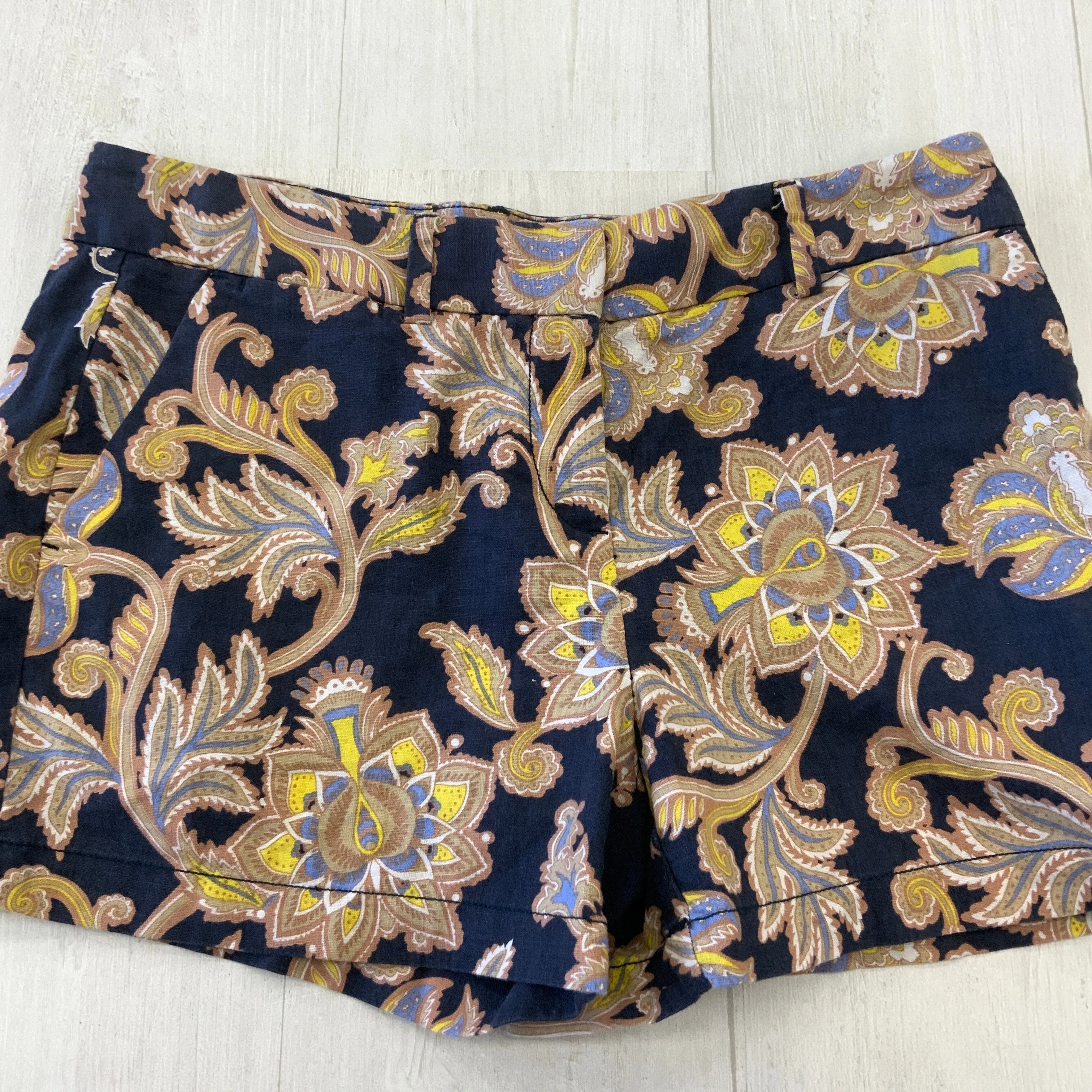 Shorts By Loft  Size: 6