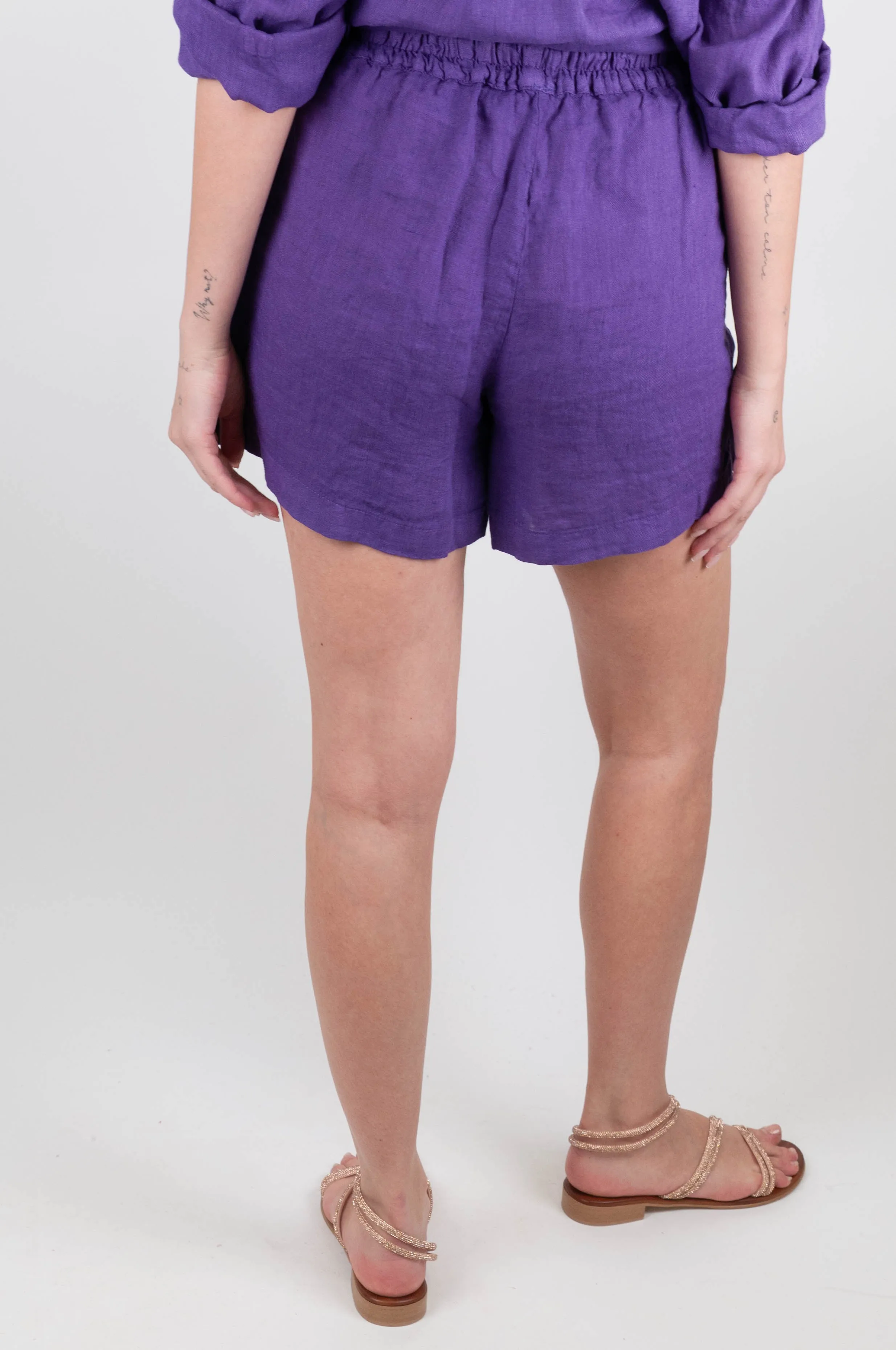 Tensione in - Shorts in puro lino con coulisse