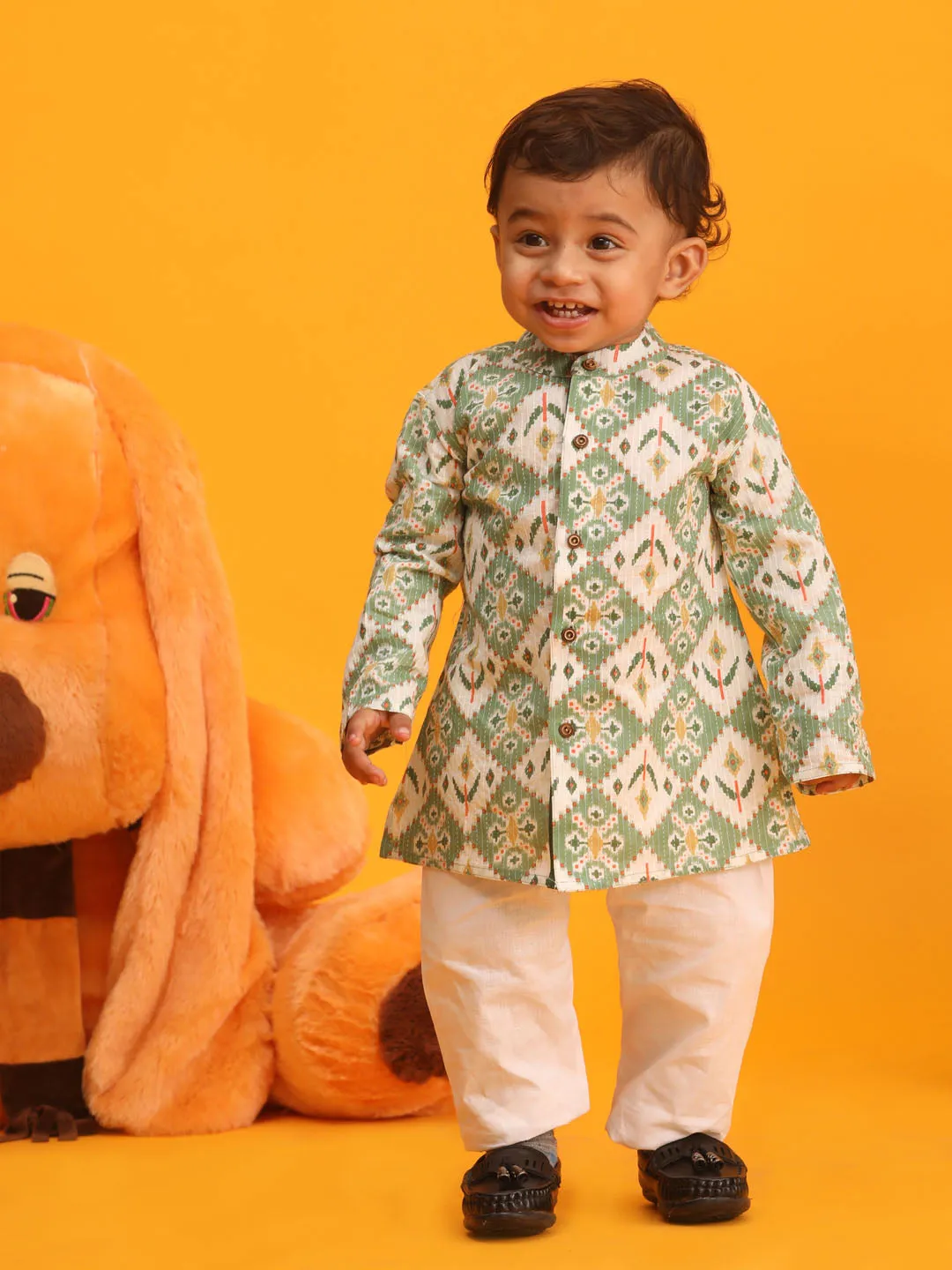 VASTRAMAY SISHU Boy's Green and White Printed Cotton Kurta Pyjama Set