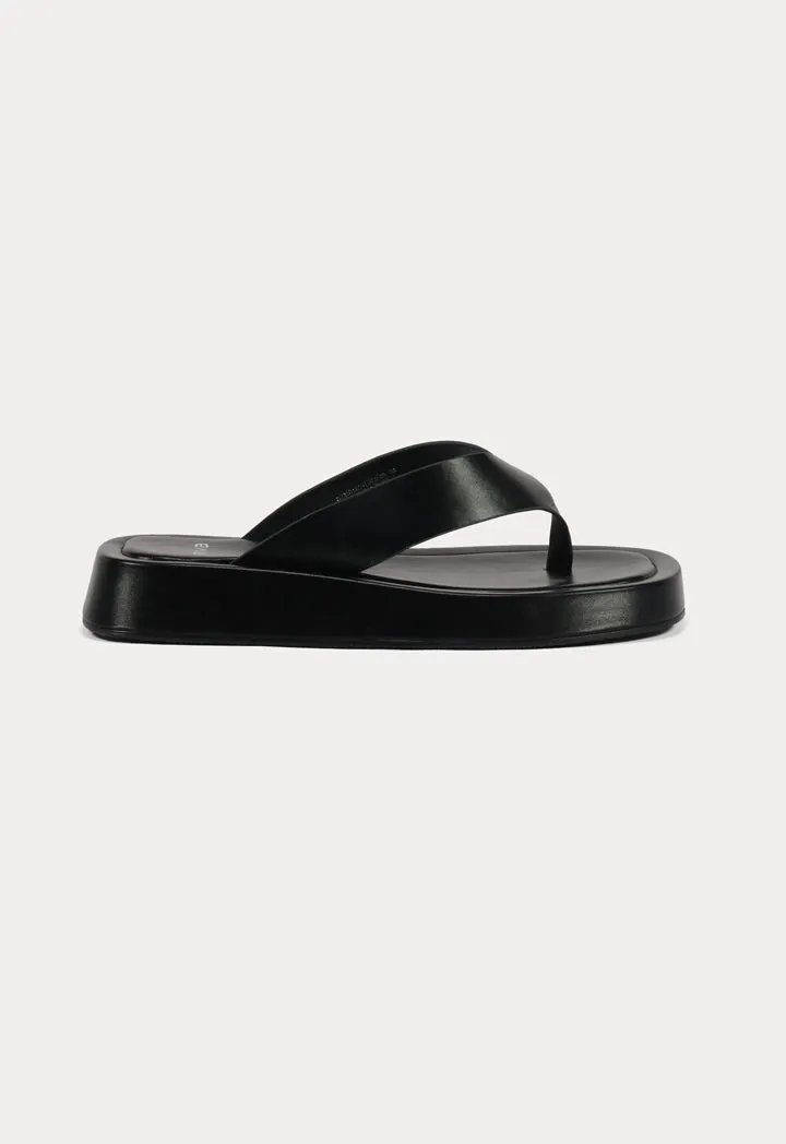 Wide Toe Flip Flop Sandals